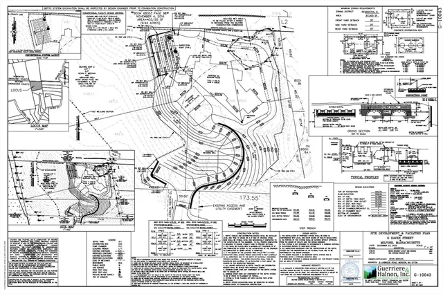 a black and white photo of a room