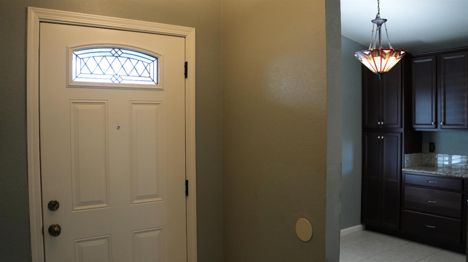 7607 Harmony Oaks Way Sacramento, CA 95828 - Photo 7 of 21