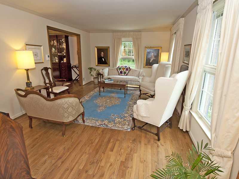 940 Field Club Road Fox Chapel, PA 15238 - Photo 7 of 16 Living Room.