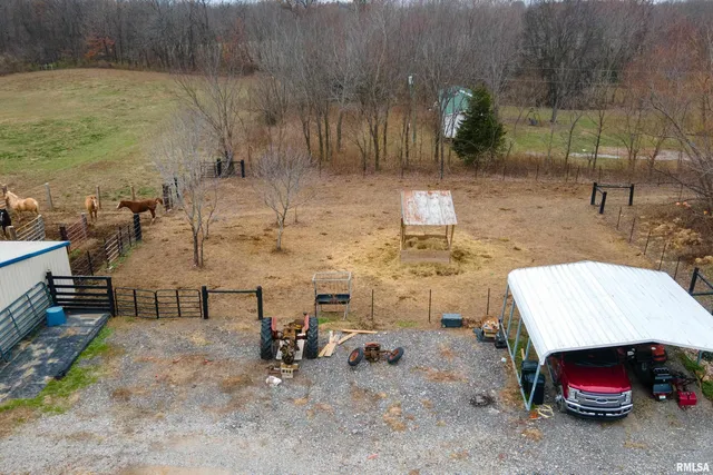 $295,000 | 3996 Belgium Road, Mulkeytown, IL 62865