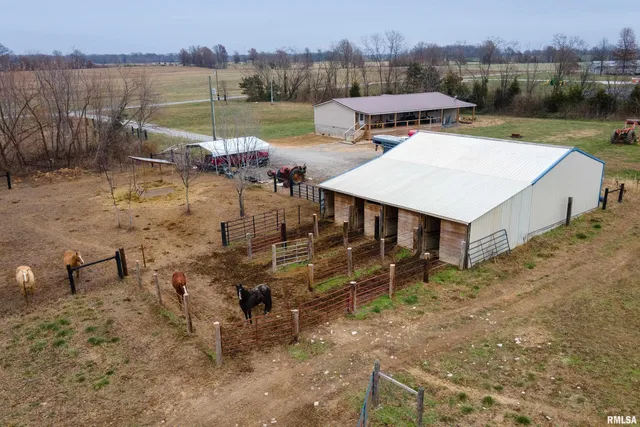 $295,000 | 3996 Belgium Road, Mulkeytown, IL 62865