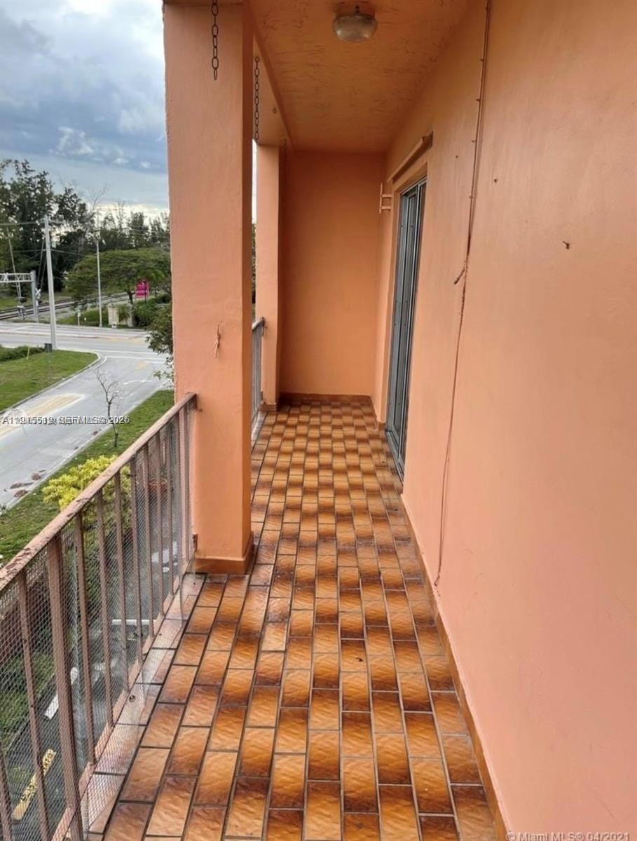 440 East 23rd Street, Unit 1305 Hialeah, FL 33013 - Photo 3 of 15 a view of a balcony