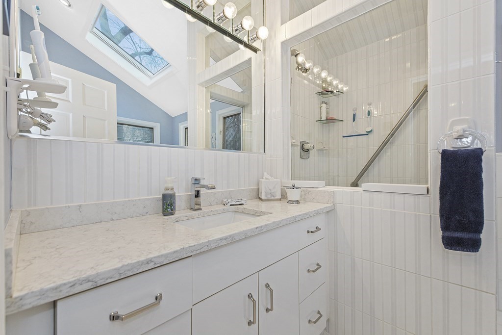 6 Linwood Road Framingham, MA 01702 - Photo 22 of 35 Gallery Image 22