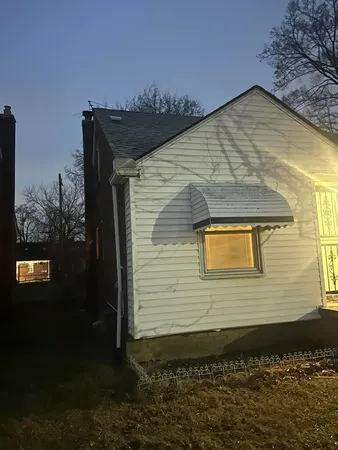$1,300 | 14079 Edmore Drive, Detroit, MI 48205