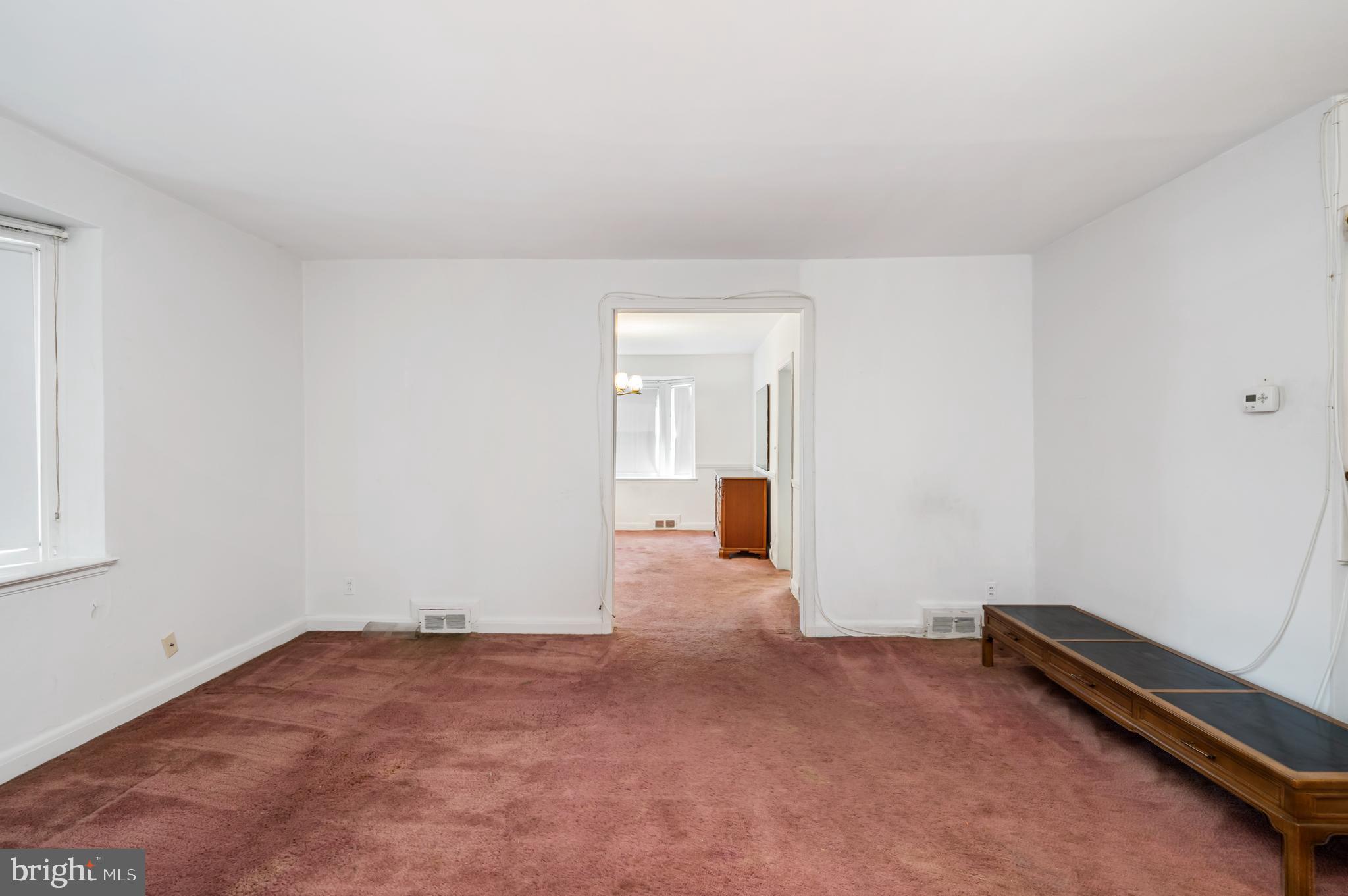 4009 Brookhill Road Baltimore, MD 21215 - Photo 3 of 27 Great Entertaining Space