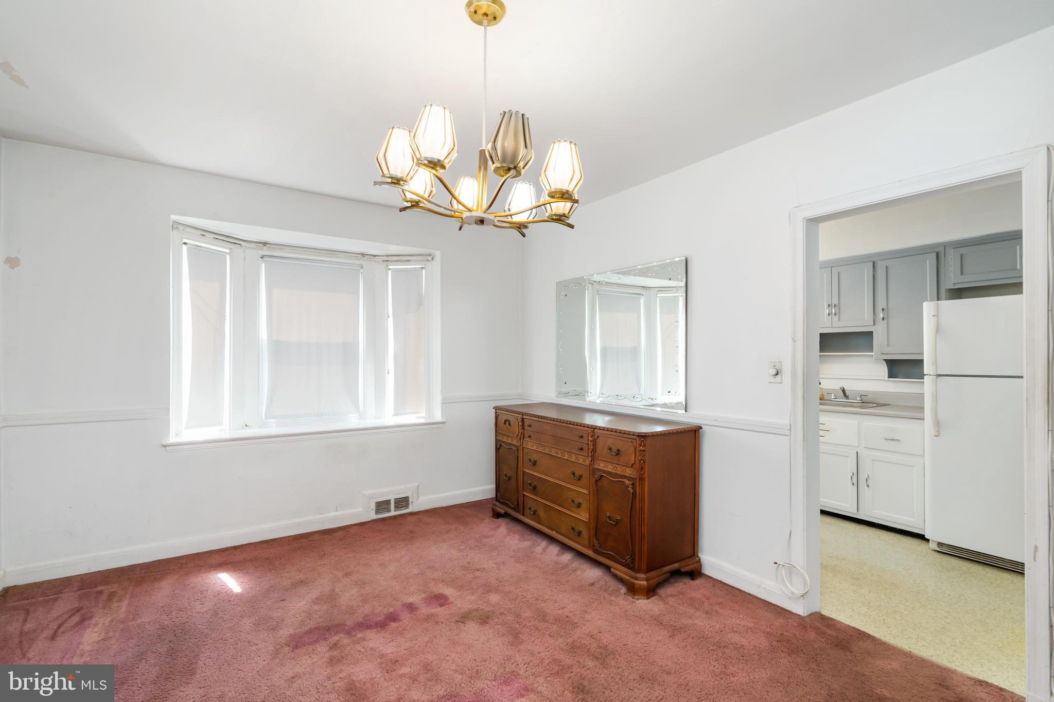 4009 Brookhill Road Baltimore, MD 21215 - Photo 9 of 27 A Great Space To Host Your Next Dinner Party