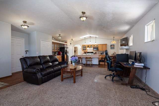 65 Red Shadow Circle Kanab, UT 84741 - Photo 5 of 25