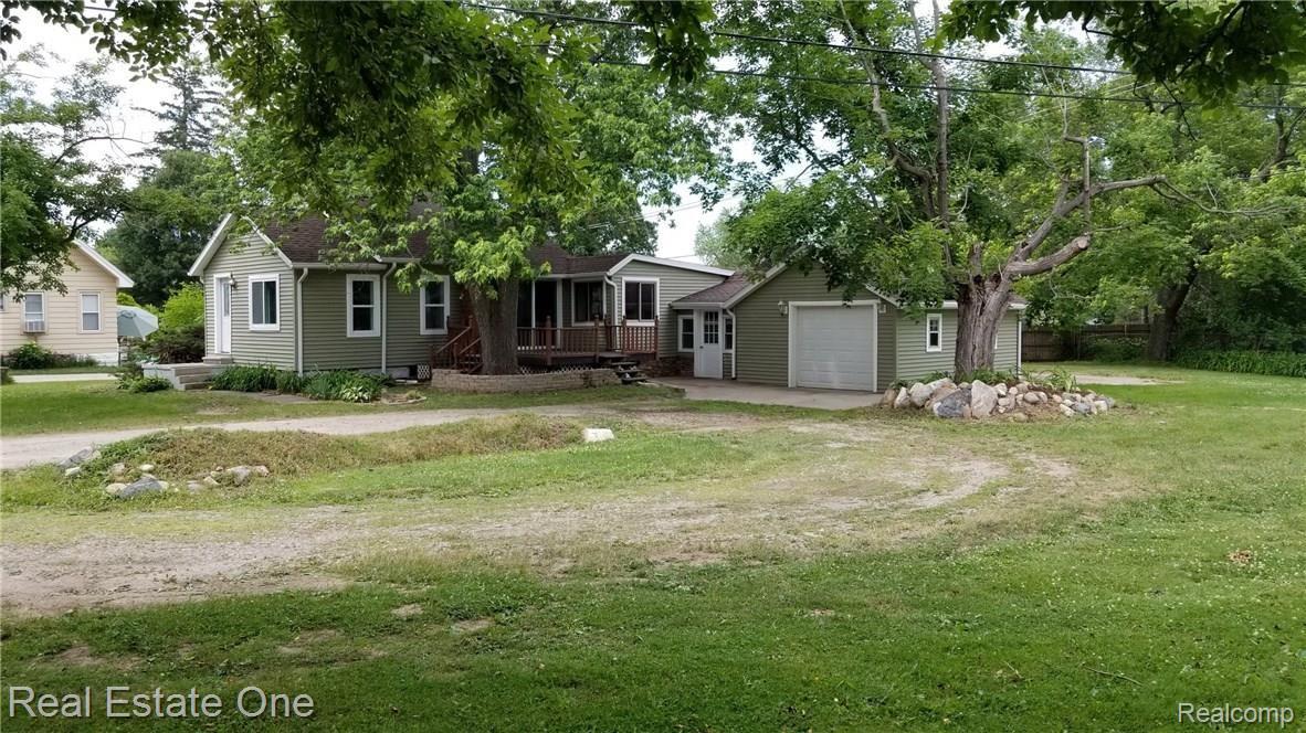 803 Orion Road Lake Orion, MI 48362 - Photo 2 of 24 20180621_160230.jpg