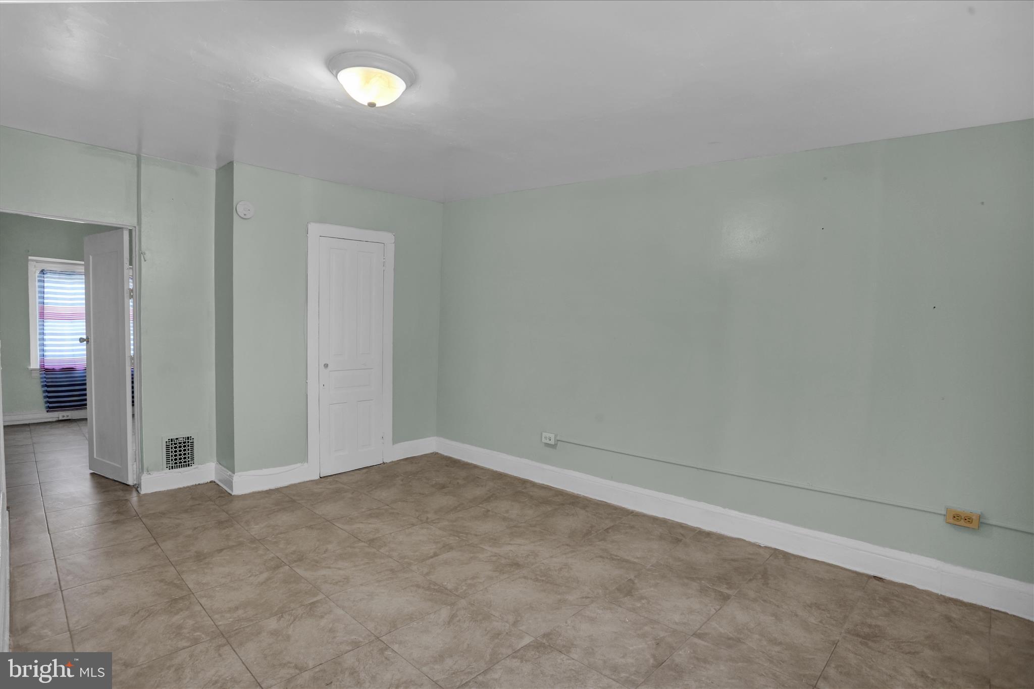 202 West Green Street Reading, PA 19601 - Photo 20 of 31 E26A6800