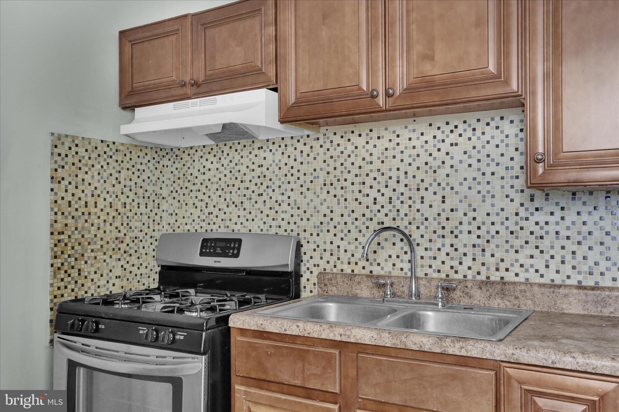 202 West Green Street Reading, PA 19601 - Photo 9 of 31 E26A6715