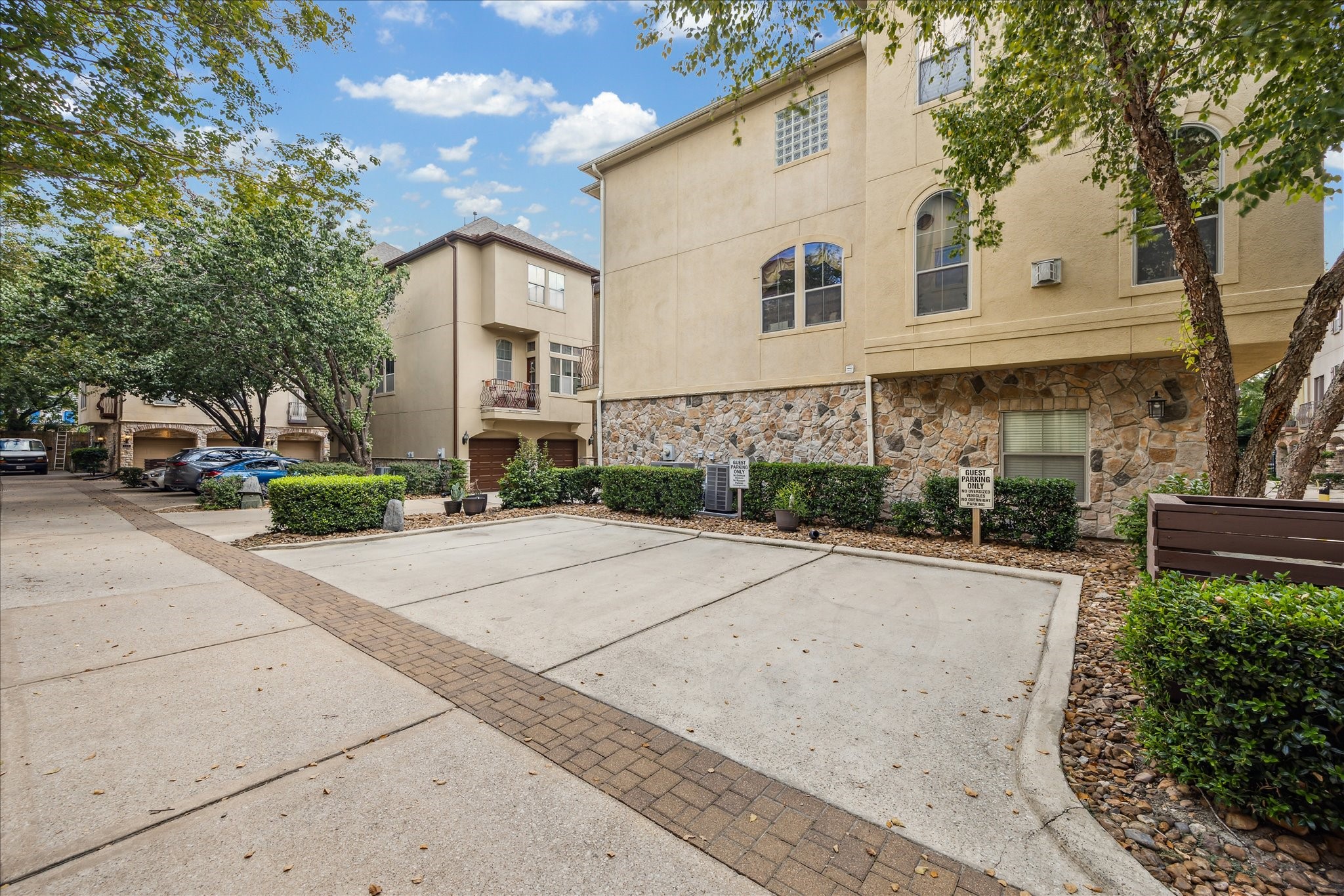 544 Bomar Street Houston, TX 77006 - Photo 41 of 43 GUEST PARKING... Located in a gated community with six convenient guest parking spaces, this home offers both security and accessibility.