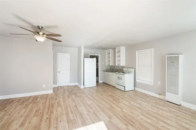 $1,200 | 315.5 Fagg Drive, Lewisville, TX 75057