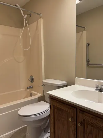 $1,750 | 100 Blue Ridge Avenue, Tullahoma, TN 37388