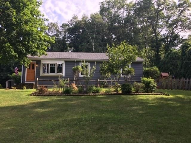 21 Harkness Road North Smithfield, RI 02896 - Photo 2 of 40