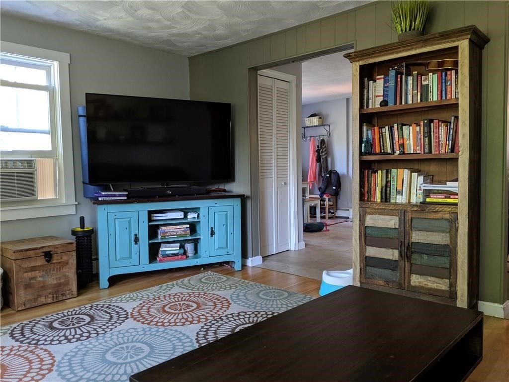 21 Harkness Road North Smithfield, RI 02896 - Photo 9 of 40