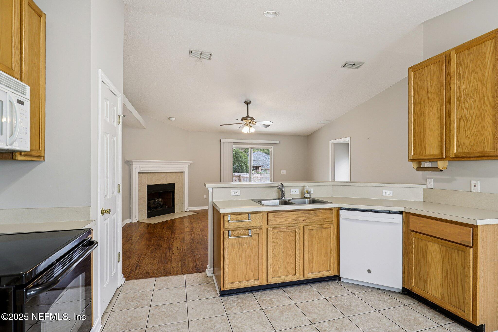 12649 Agatite Road Jacksonville, FL 32258 - Photo 11 of 31 11-web-or-mls-Agatite Rd-S3112-011