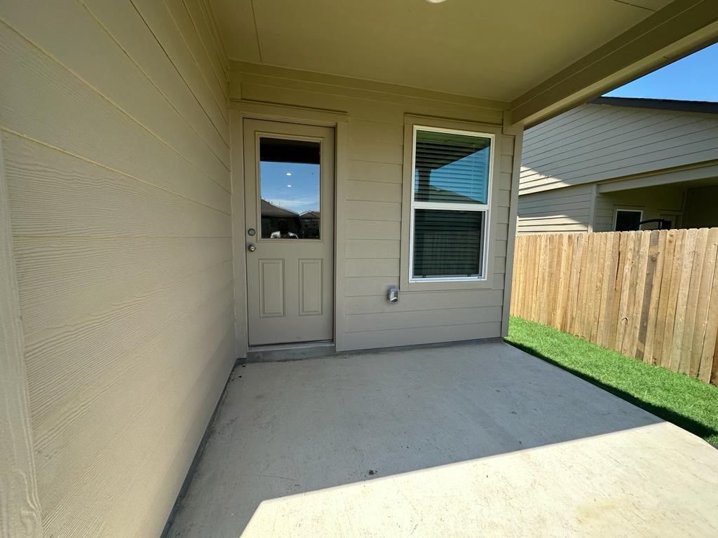 183 Otter Road Kyle, TX 78640 - Photo 36 of 40
