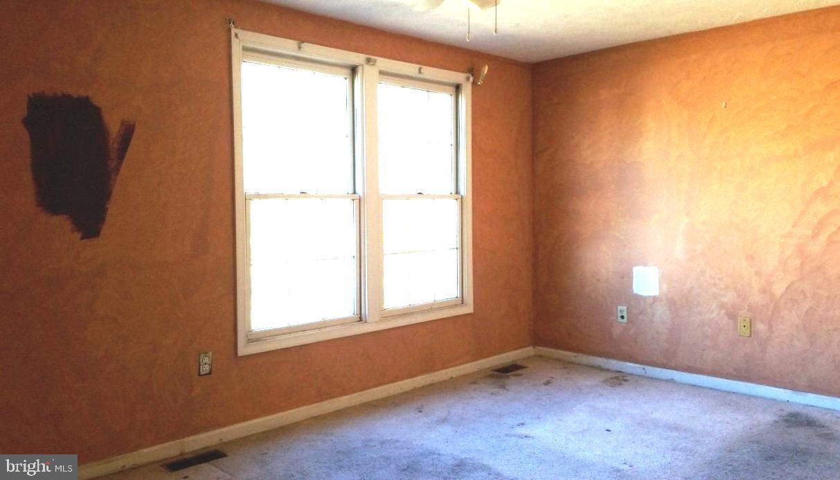 4606 Panacea Road Baltimore, MD 21208 - Photo 12 of 38