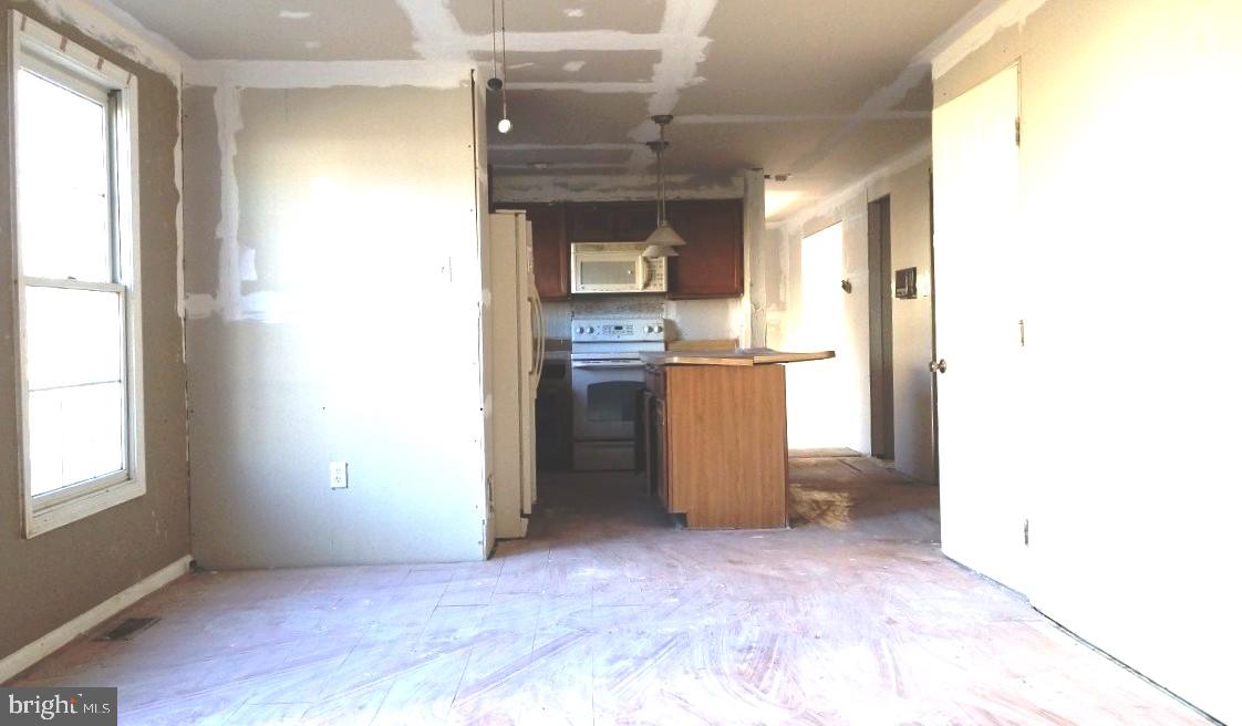 4606 Panacea Road Baltimore, MD 21208 - Photo 8 of 38