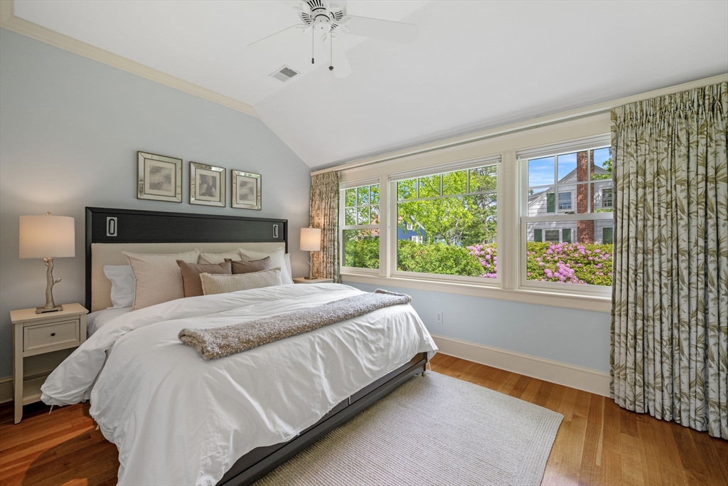 20 Elmwood Road Marblehead, MA 01945 - Photo 36 of 38