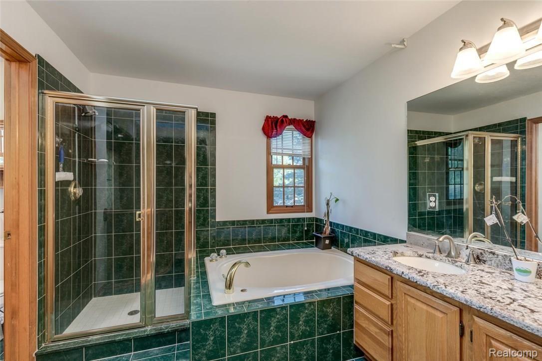 817 Wilwood Road Rochester, MI 48309 - Photo 25 of 44 817 Wilwood Rd Rochester Hills-large-024-24-817 Wilwood Road00024-1500x1000-72dpi.jpg