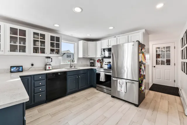 $749,000 | 16 Orchard Farm Road, York, ME 03909