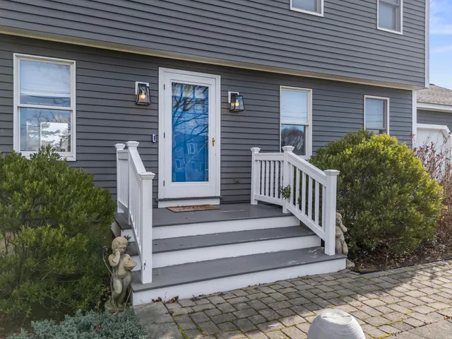 $749,000 | 16 Orchard Farm Road, York, ME 03909