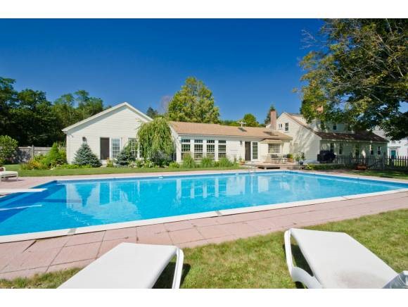 160 Winnicutt Road Stratham, NH 03885 - Photo 1 of 1