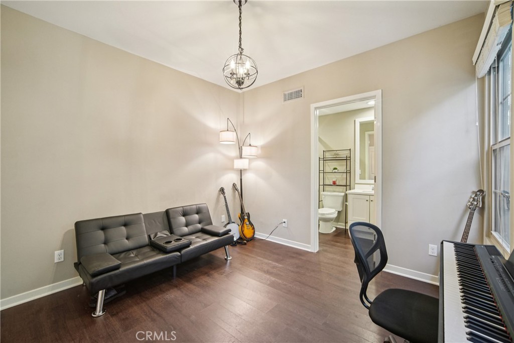 107 Kestrel Irvine, CA 92618 - Photo 23 of 46