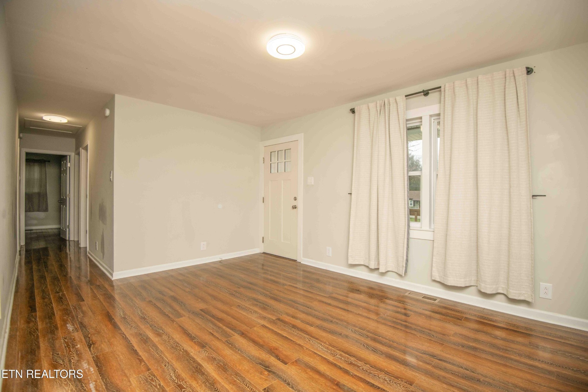 5210 McIntyre Road Knoxville, TN 37914 - Photo 5 of 28 Gallery Image 5