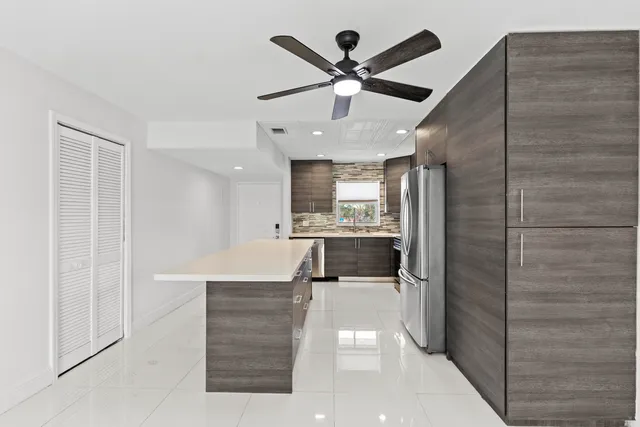 $298,000 | 809 West Oakland Park Boulevard, Unit K12, Oakland Park, FL 33309