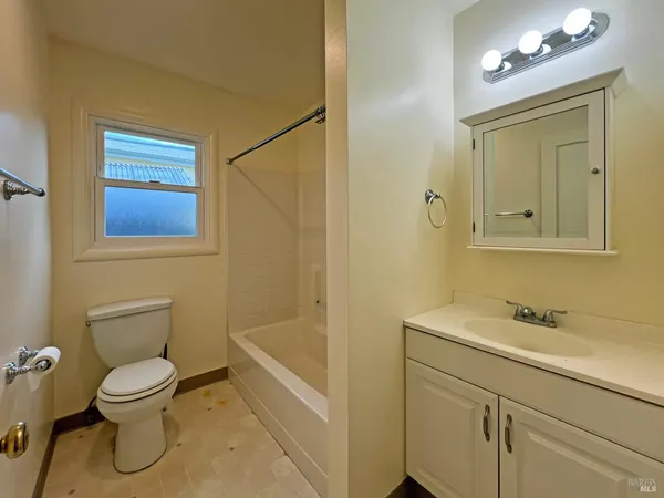 $415,000 | 1101 Elm Street, Ukiah, CA 95482