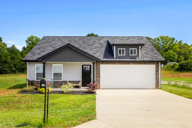 $259,900 | 440 Cemetery Road, Cowpens, SC 29330