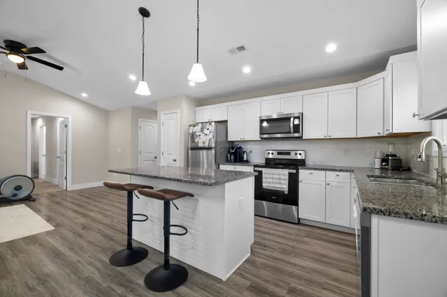 $259,900 | 440 Cemetery Road, Cowpens, SC 29330