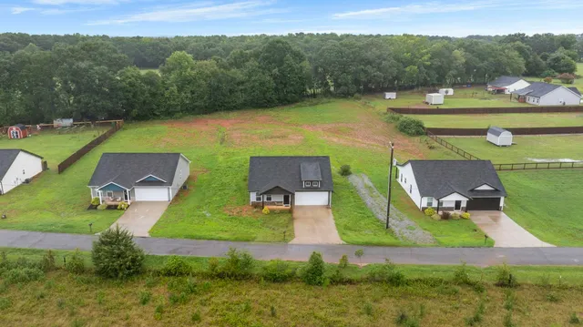 $259,900 | 440 Cemetery Road, Cowpens, SC 29330