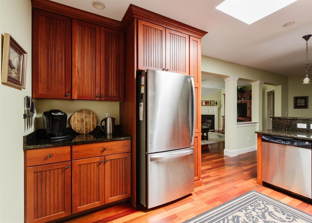 100 Shepard's Cove Road, Unit F303 Kittery, ME 03904 - Photo 10 of 34 Gallery Image 10
