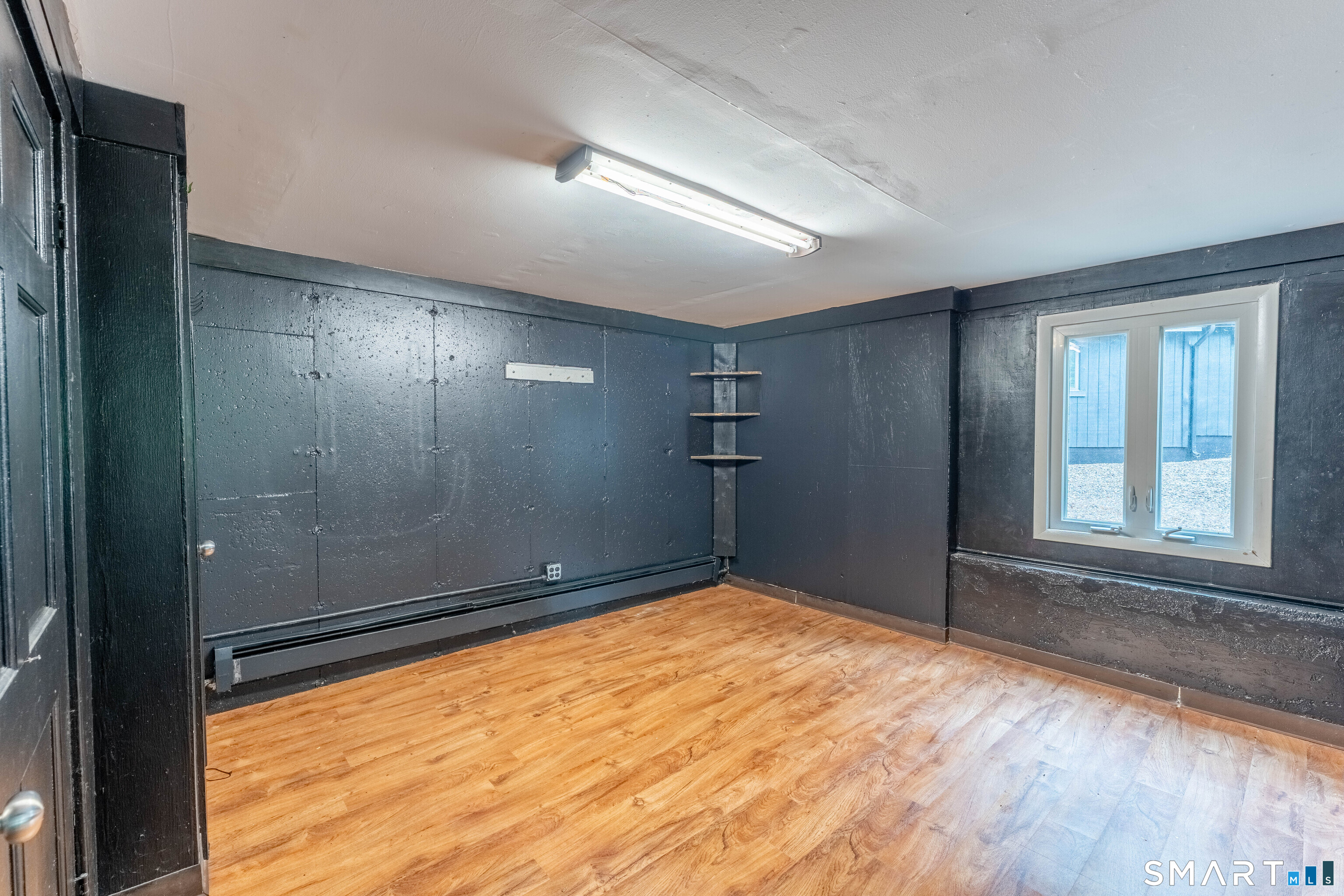 564 Hubbard Road Killingly, CT 06239 - Photo 26 of 40