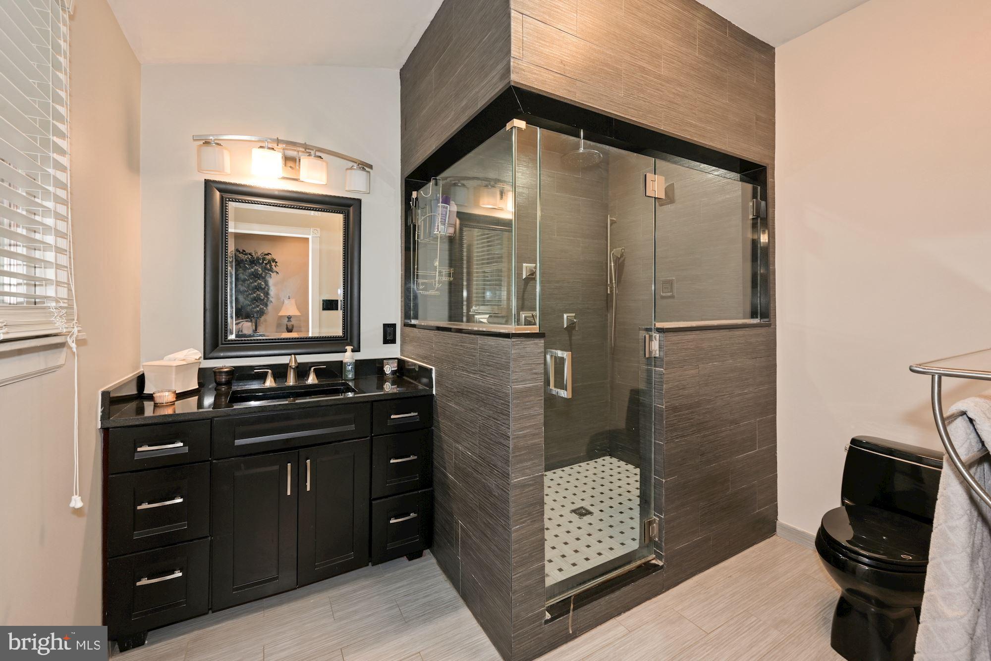 35 Conrow Road Delran, NJ 08075 - Photo 16 of 35 Master suite bath