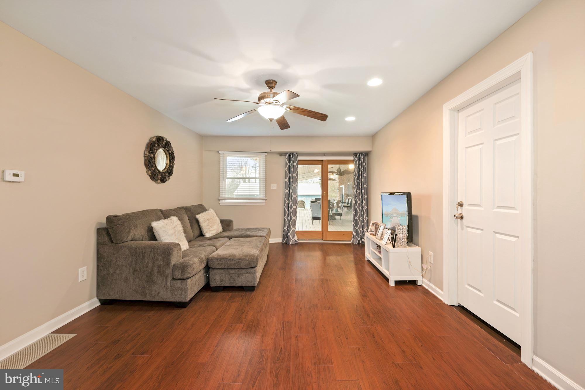 35 Conrow Road Delran, NJ 08075 - Photo 33 of 35 access to back deck from suite