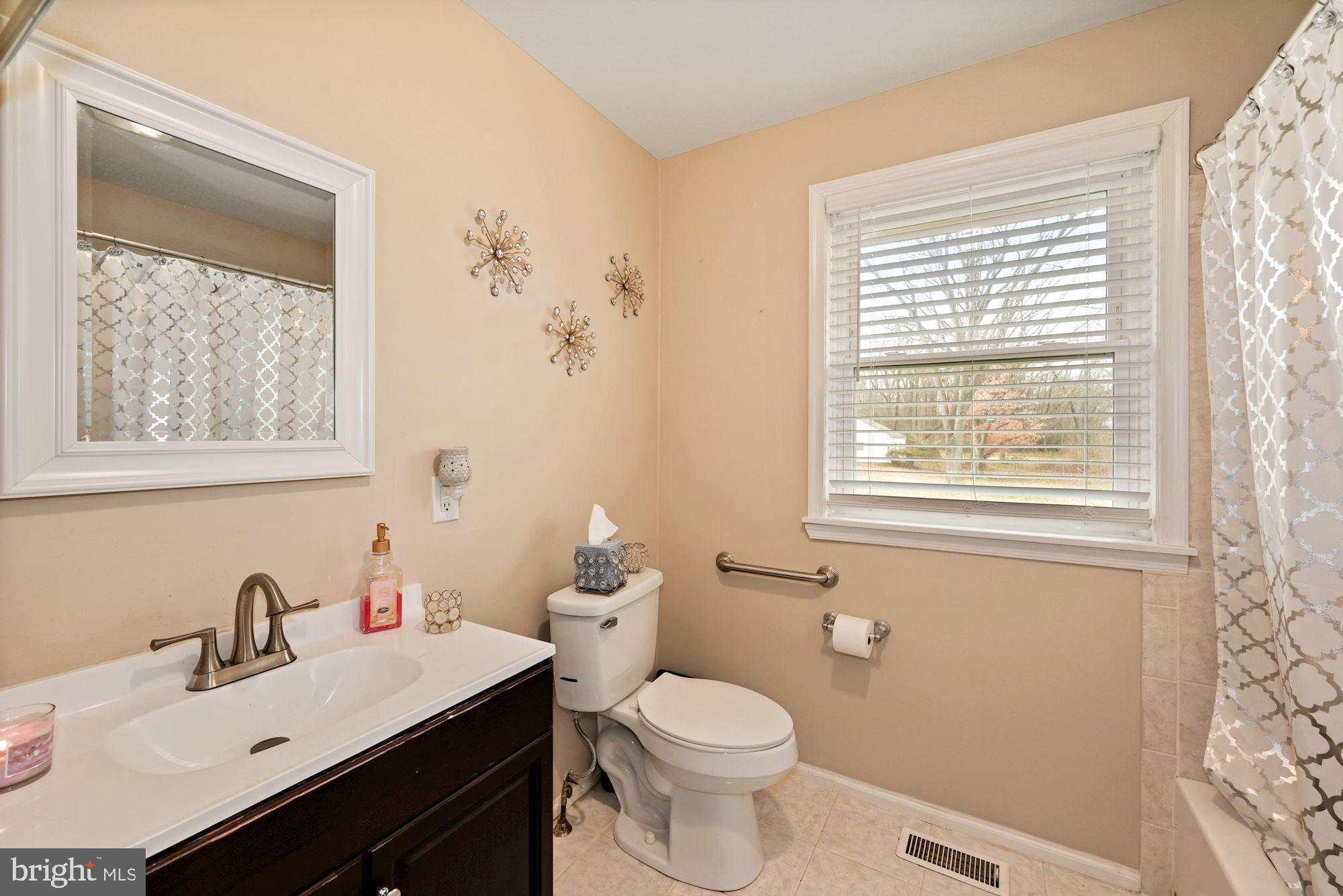 35 Conrow Road Delran, NJ 08075 - Photo 34 of 35 new bath suite