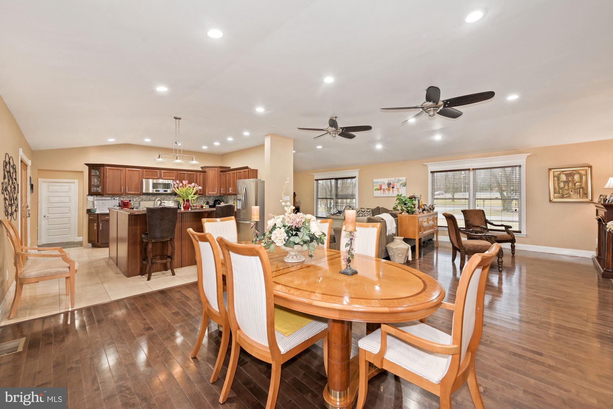 35 Conrow Road Delran, NJ 08075 - Photo 9 of 35 Dining Area