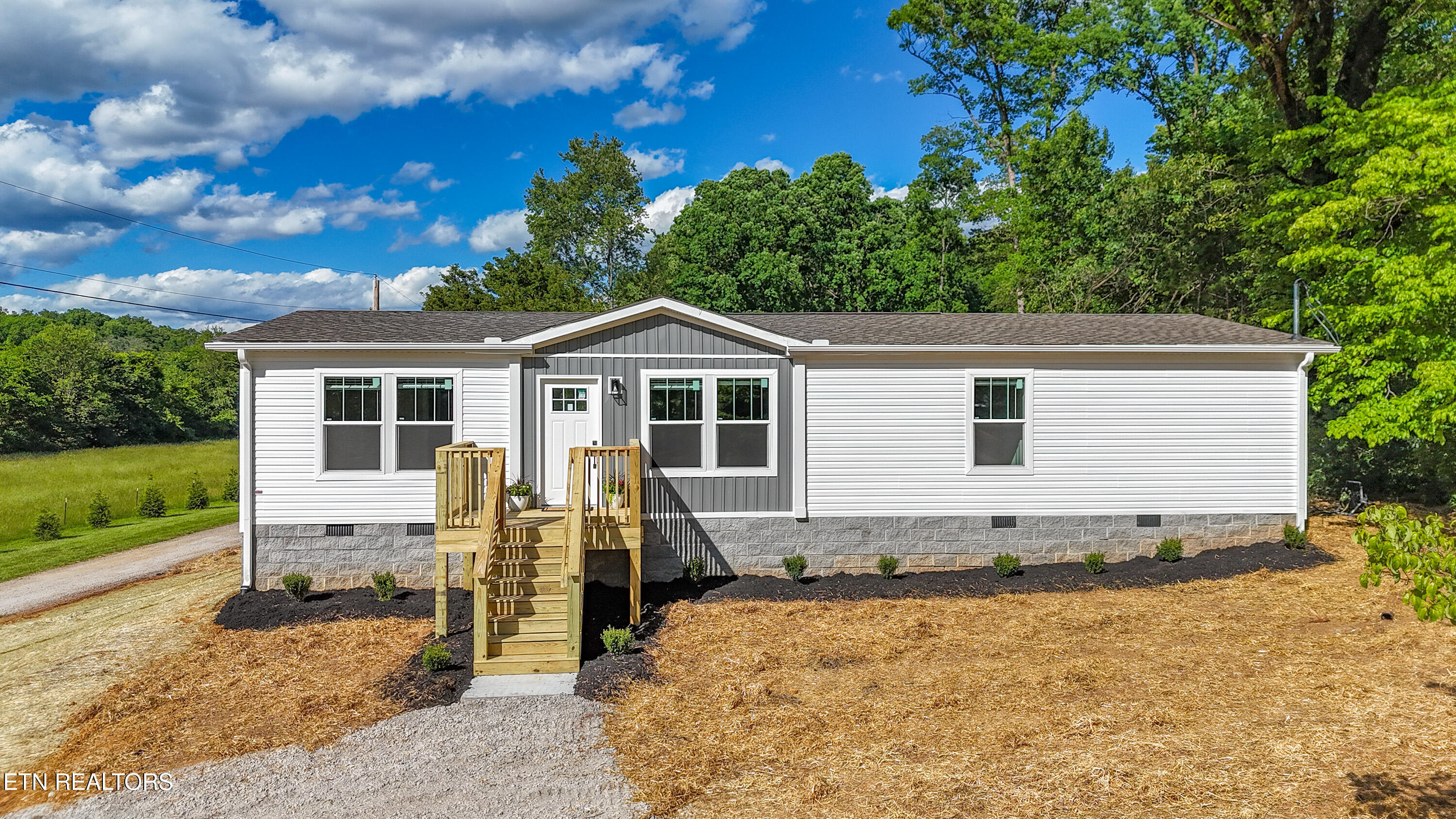 2128 Duncan Road Maryville, TN 37803 - Photo 1 of 39 1