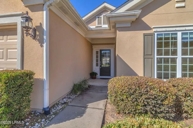 $515,000 | 11 Pinedrop Court, Bluffton, SC 29909