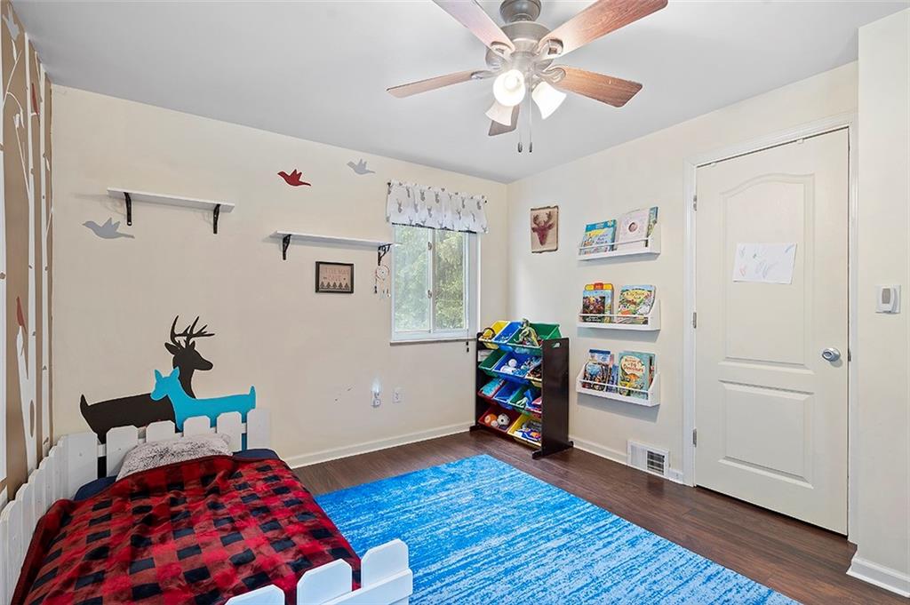 1589 Arndt Road Pittsburgh, PA 15237 - Photo 13 of 23 Gallery Image 13