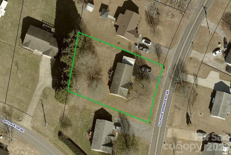 4445 Sulphur Springs Road Northeast Hickory, NC 28601 - Photo 3 of 34