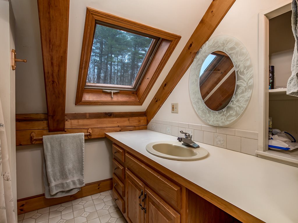 181 Mountain Road Lyndeborough, NH 03082 - Photo 15 of 40