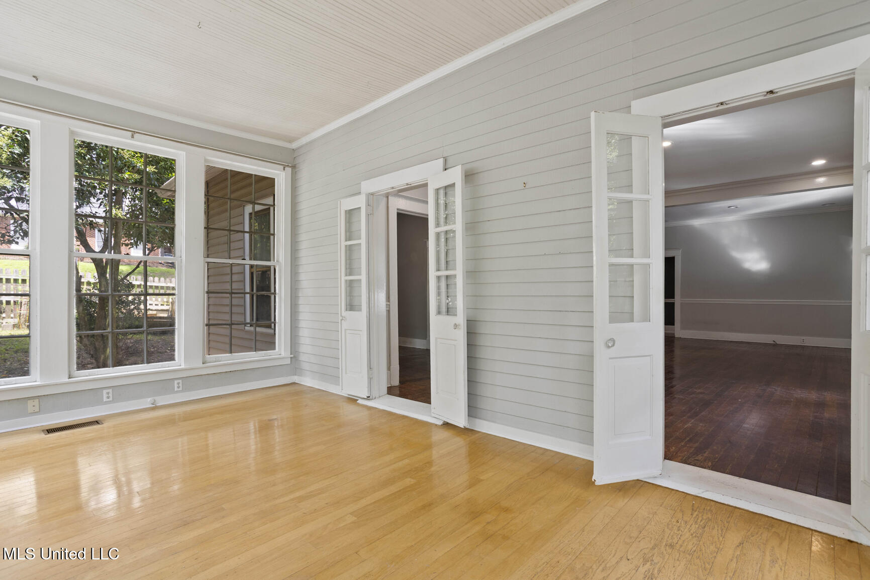 810 Fairview Street Jackson, MS 39202 - Photo 13 of 33 810 Fairview-13