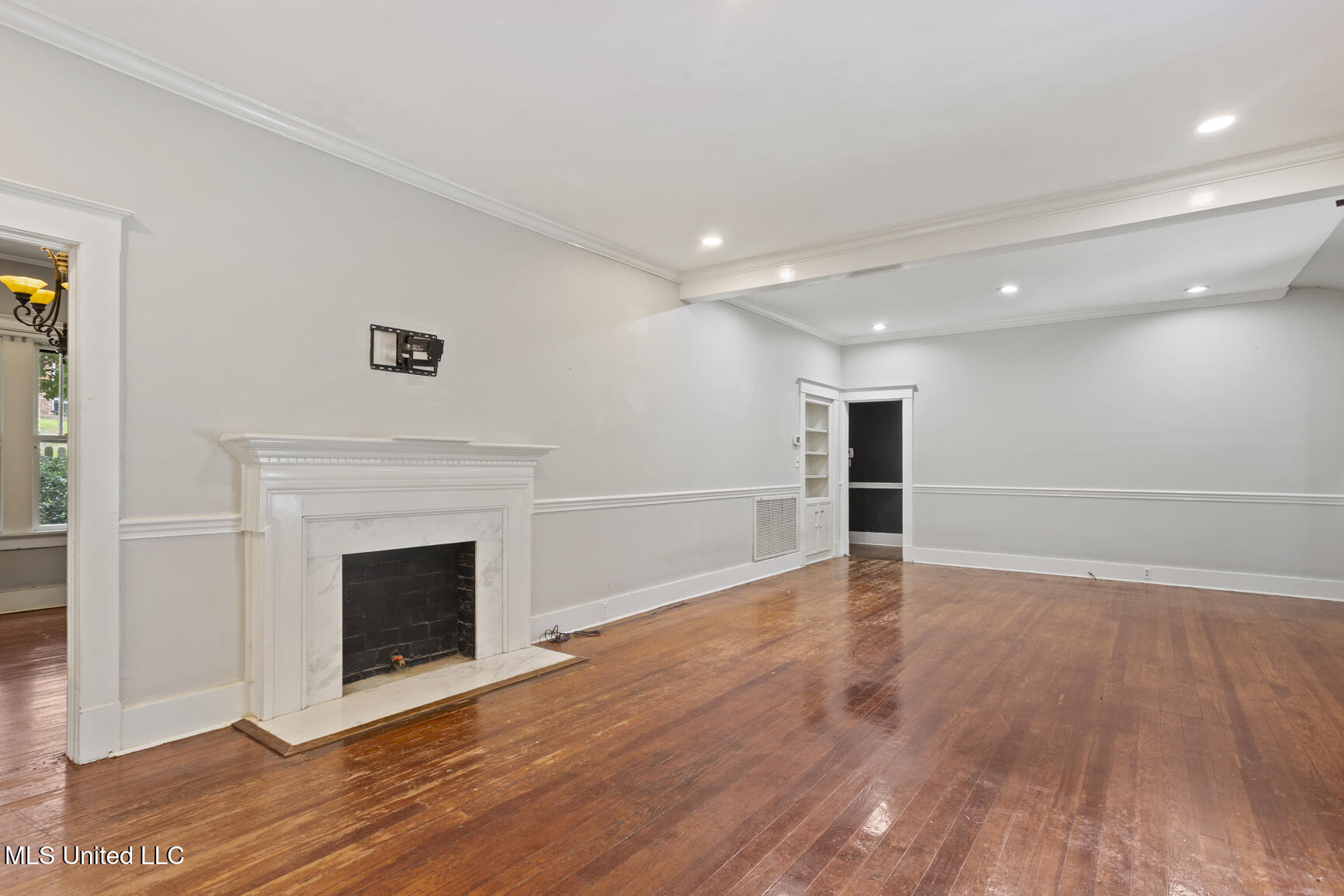 810 Fairview Street Jackson, MS 39202 - Photo 14 of 33 810 Fairview-29