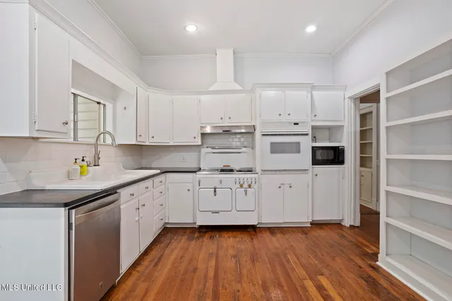 $229,000 | 810 Fairview Street, Jackson, MS 39202