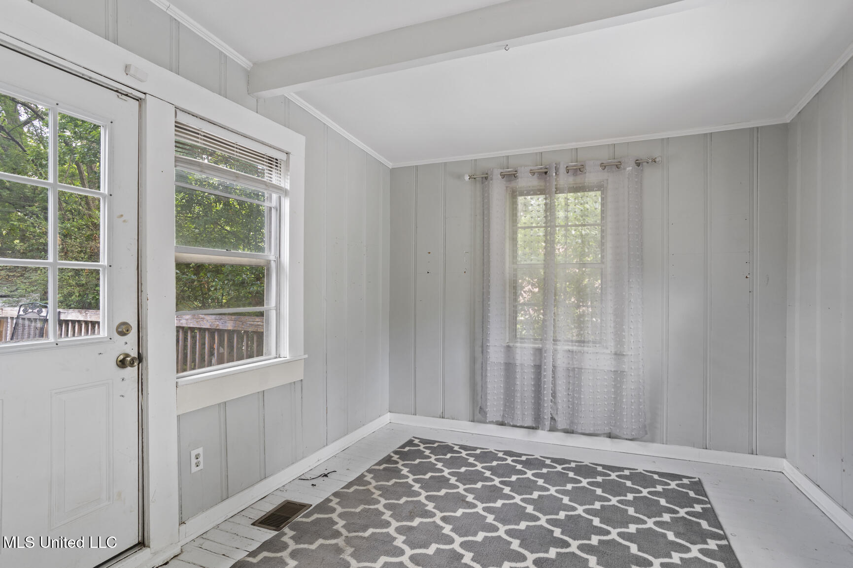 810 Fairview Street Jackson, MS 39202 - Photo 29 of 33 810 Fairview-28